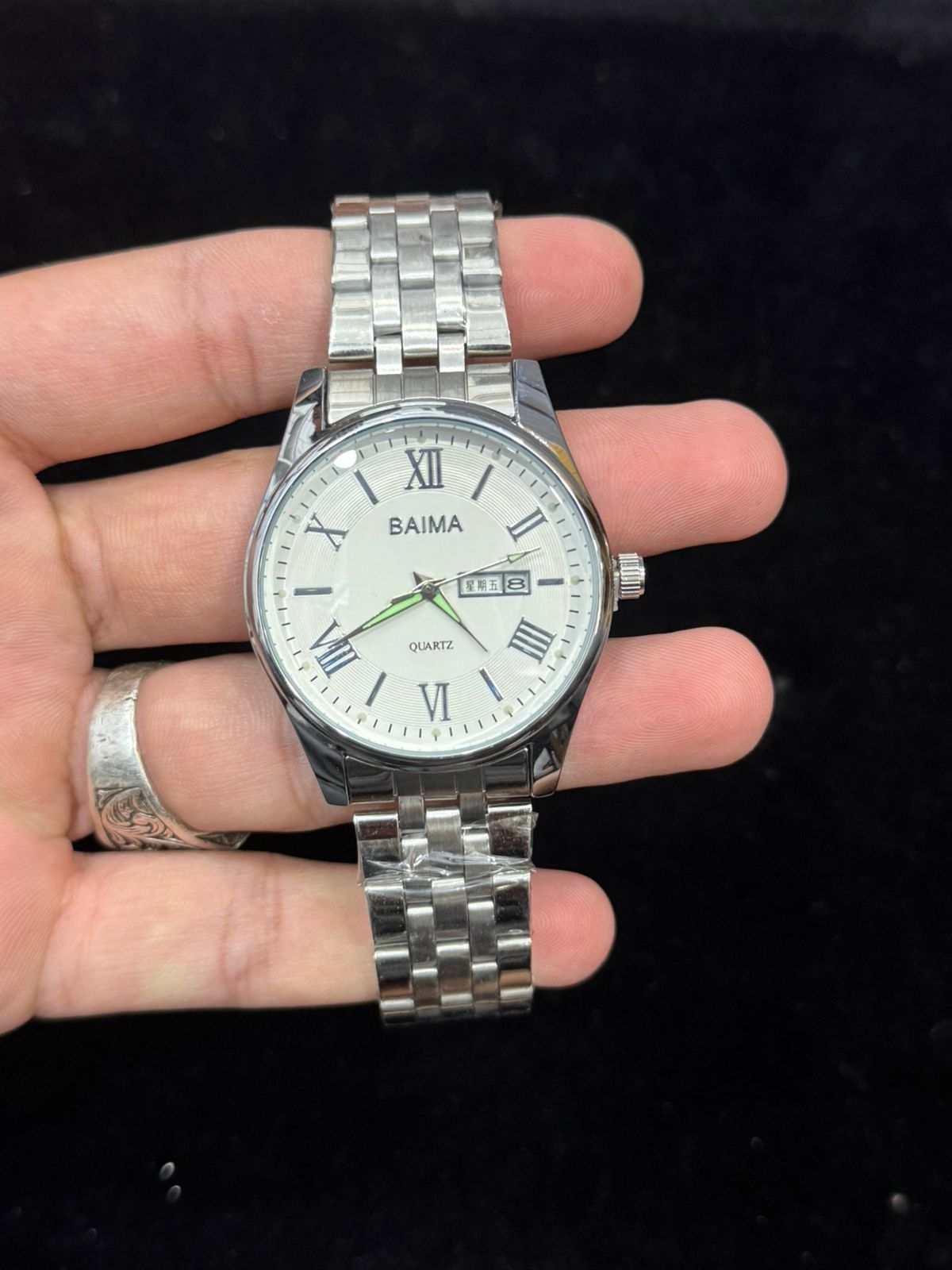 Baima Quartz Stainless Steel Wristwatch With Roman Numerals And Day Date Working Display Elite Vibe